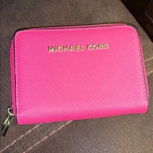 Michael kors wallet